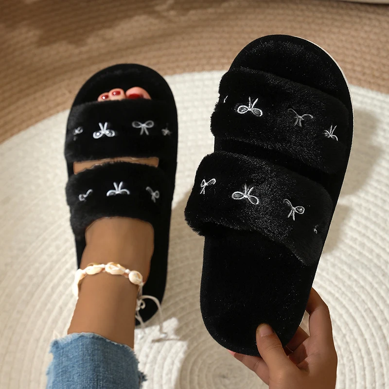 Winter Clothing Korea - 패션 리본 자수 푹신한 슬리퍼 여성